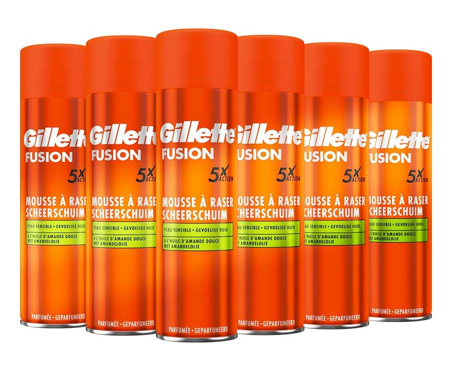 Gillette Fusion Scheerschuim Met Amandelolie - Voor De Gevoelige Huid - 6 x 250 ml - Voordeelverpakking